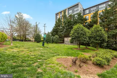 2726 Gallows Road #1001, Vienna, VA 22180 - Photo 25