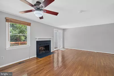 8228 Goldstream Court, Vienna, VA 22182 - Photo 7