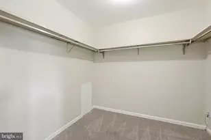 3158 Ellenwood Dr, Fairfax, VA 22031 - Photo 17