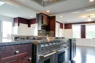 2621 Stenhouse Pl, Dunn Loring, VA 22027 - Photo 3