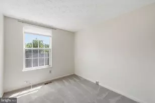 6989 Villa-Del-Rey Ct, Springfield, VA 22150 - Photo 17