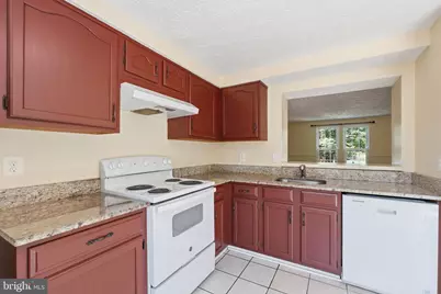 6989 Villa Del Rey Court, Springfield, VA 22150 - Photo 5