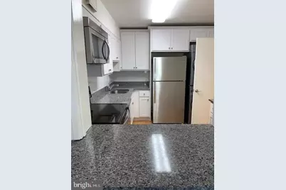 5904 Mount Eagle Drive #817, Alexandria, VA 22303 - Photo 15