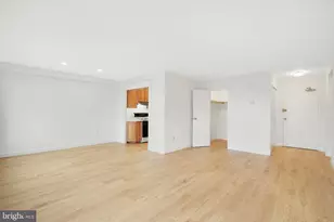 6621 Wakefield Dr, Alexandria, VA 22307 - Photo 17