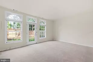 7810 Lake Pleasant Dr, Springfield, VA 22153 - Photo 9