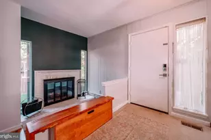 11965 Greywing Ct, Reston, VA 20191 - Photo 5