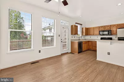 14637 Stream Pond Drive, Centreville, VA 20120 - Photo 21