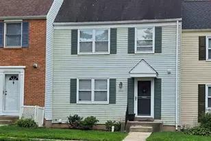 9031 Piney Grove Dr, Fairfax, VA 22031 - Photo 1