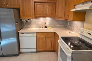 9031 Piney Grove Dr, Fairfax, VA 22031 - Photo 7
