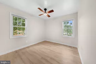 14413 Saguaro Pl, Centreville, VA 20121 - Photo 27