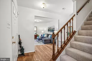 9357 Chestnut Knolls Dr, Fairfax, VA 22032 - Photo 3