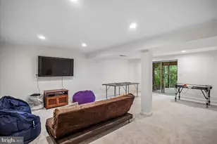9357 Chestnut Knolls Dr, Fairfax, VA 22032 - Photo 27