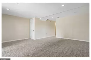 14033 Betsy Ross Ln, Centreville, VA 20121 - Photo 23