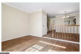 14033 Betsy Ross Ln, Centreville, VA 20121 - Photo 9