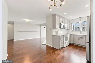 12114 Green Leaf Court #202, Fairfax, VA 22033 - Photo 9