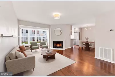 12114 Green Leaf Court #202, Fairfax, VA 22033 - Photo 5