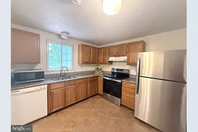 3814 Beech Down Drive, Chantilly, VA 20151 - Photo 5