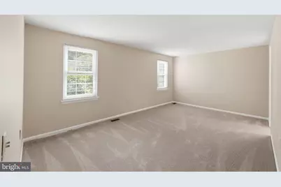 10065 Chestnut Wood Lane, Burke, VA 22015 - Photo 19