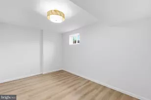9103 Barrick St, Fairfax, VA 22031 - Photo 25