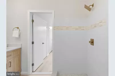 9103 Barrick Street, Fairfax, VA 22031 - Photo 17