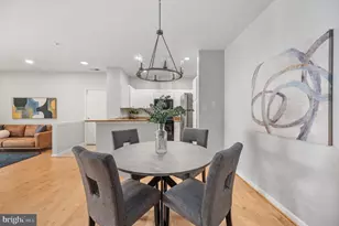 4137 Fountainside Ln, Fairfax, VA 22030 - Photo 9