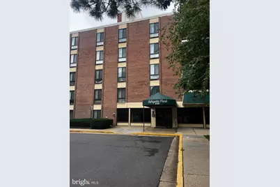 6135 Leesburg Pike #305, Falls Church, VA 22041 - Photo 1