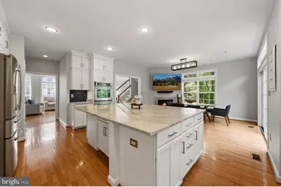 4607 Aspen Hill Court, Annandale, VA 22003 - Photo 7
