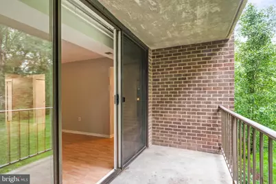 1422 Northgate Sq Square #12B, Reston, VA 20190 - Photo 5