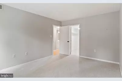 1422 Northgate Sq Square #12B, Reston, VA 20190 - Photo 23
