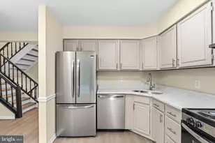 6226 Mockingbird Pond Terrace, Burke, VA 22015 - Photo 11