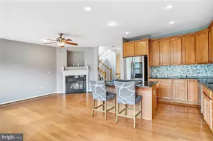 2463 Silk Ct, Herndon, VA 20171 - Photo 23