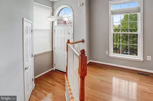 2463 Silk Ct, Herndon, VA 20171 - Photo 7