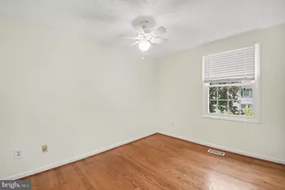 11510 Underoak Court, Reston, VA 20191 - Photo 17