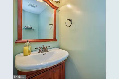 2788 Knollside Lane, Vienna, VA 22180 - Photo 15