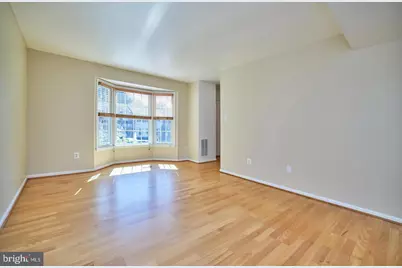 2788 Knollside Lane, Vienna, VA 22180 - Photo 5