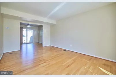 2788 Knollside Lane, Vienna, VA 22180 - Photo 7