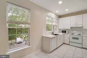 6490 Tayack Pl, Alexandria, VA 22312 - Photo 11