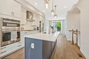 2820 Dart Dr, Alexandria, VA 22306 - Photo 3