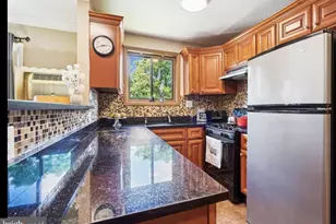 2844 Annandale Rd, Falls Church, VA 22042 - Photo 7