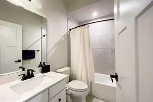 4480 Commons Dr, Annandale, VA 22003 - Photo 23
