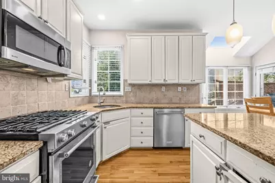 3718 Broadrun Drive, Fairfax, VA 22033 - Photo 11