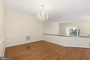 3931 Tallow Tree Pl, Fairfax, VA 22033 - Photo 11