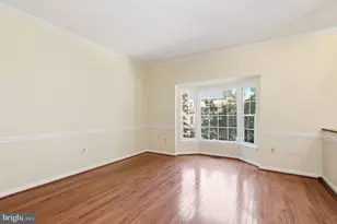 3931 Tallow Tree Pl, Fairfax, VA 22033 - Photo 7