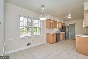 5806 Bent Twig Rd, McLean, VA 22101 - Photo 9