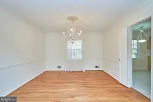 5806 Bent Twig Rd, McLean, VA 22101 - Photo 7