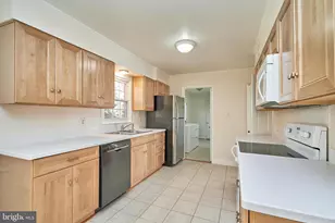 5806 Bent Twig Rd, McLean, VA 22101 - Photo 11