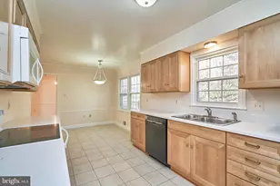 5806 Bent Twig Rd, McLean, VA 22101 - Photo 13