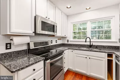 3808 Green Ridge Court #302, Fairfax, VA 22033 - Photo 21