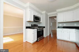 5244 Stoney Branch Ct, Centreville, VA 20120 - Photo 19