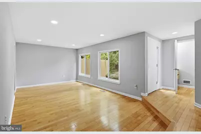 11092 Saffold Way, Reston, VA 20190 - Photo 7